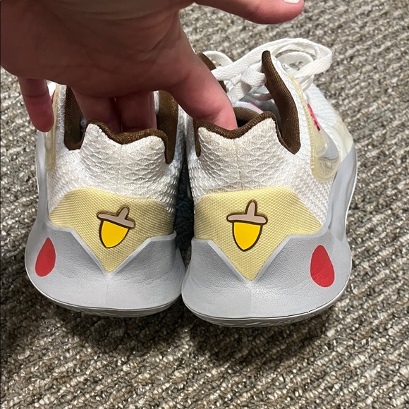 Nike White and Tan Athletic Shoes with Floral Detail main image 7